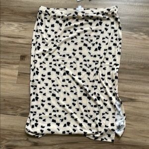 NWT Lularoe Violet - Size Large